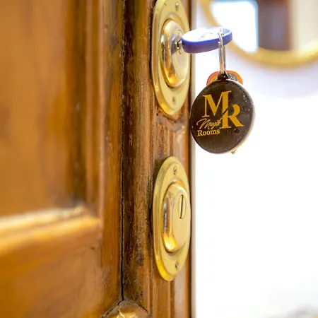 Апартаменты Magikrooms Colonna *