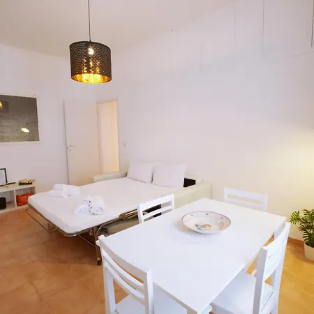 Апартаменты Magikrooms Colonna Рим