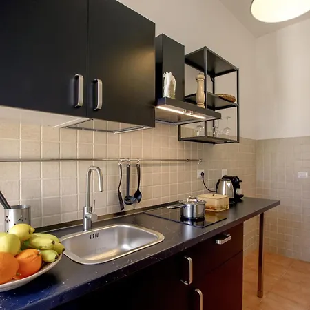 Magikrooms Colonna Апартаменты